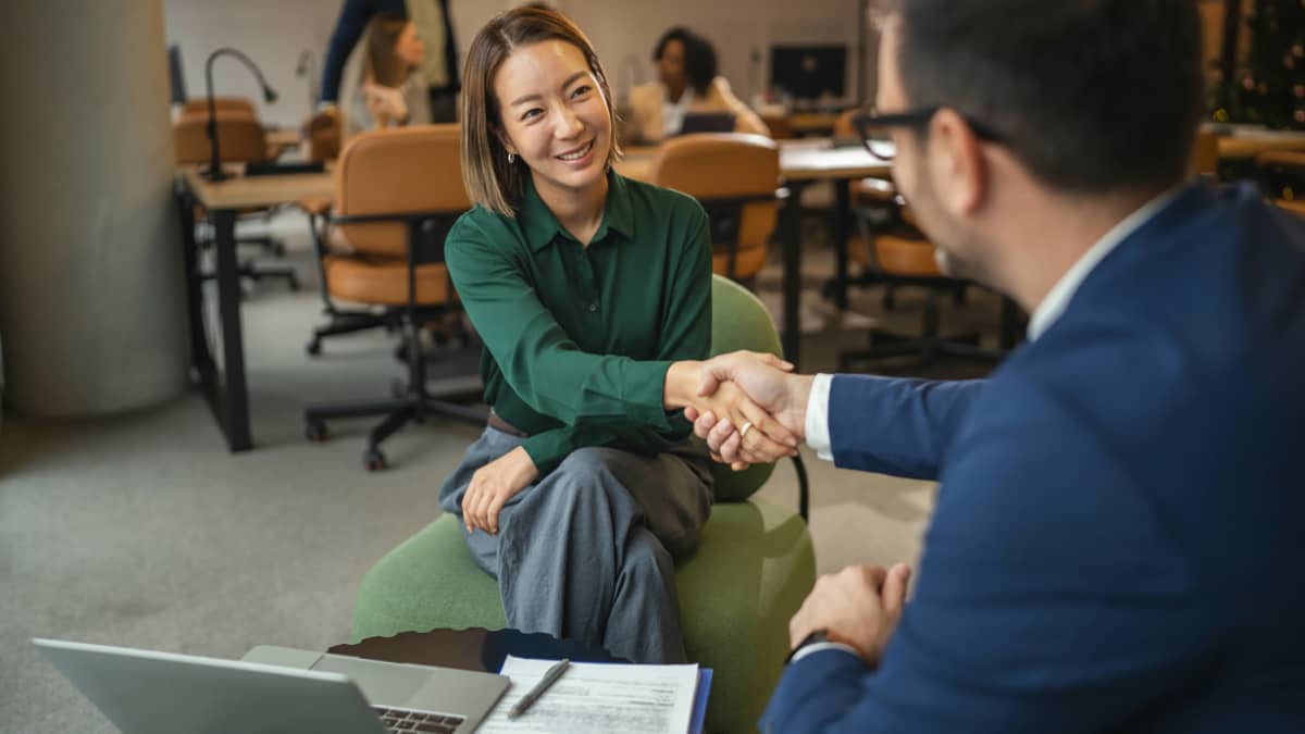 What is conversation analytics and how to choose the right software for your sales team