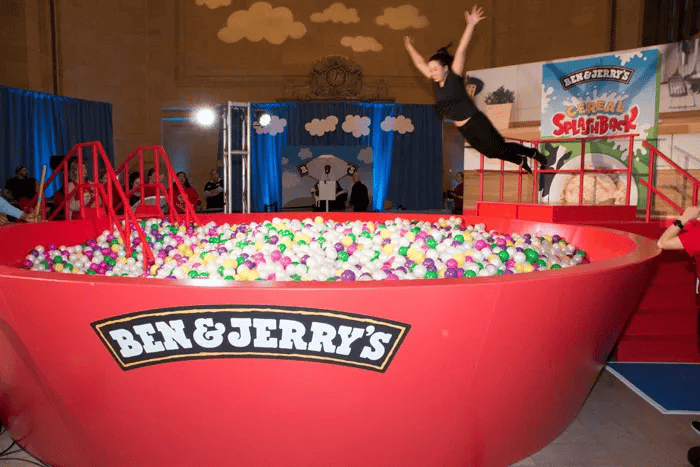 Guerrilla marketing Ben and Jerry's ball pit